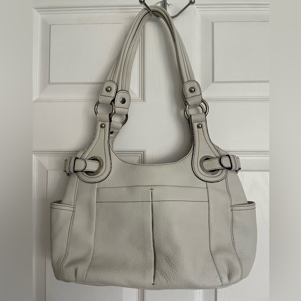 Mia Battina NWOT white leather handbag